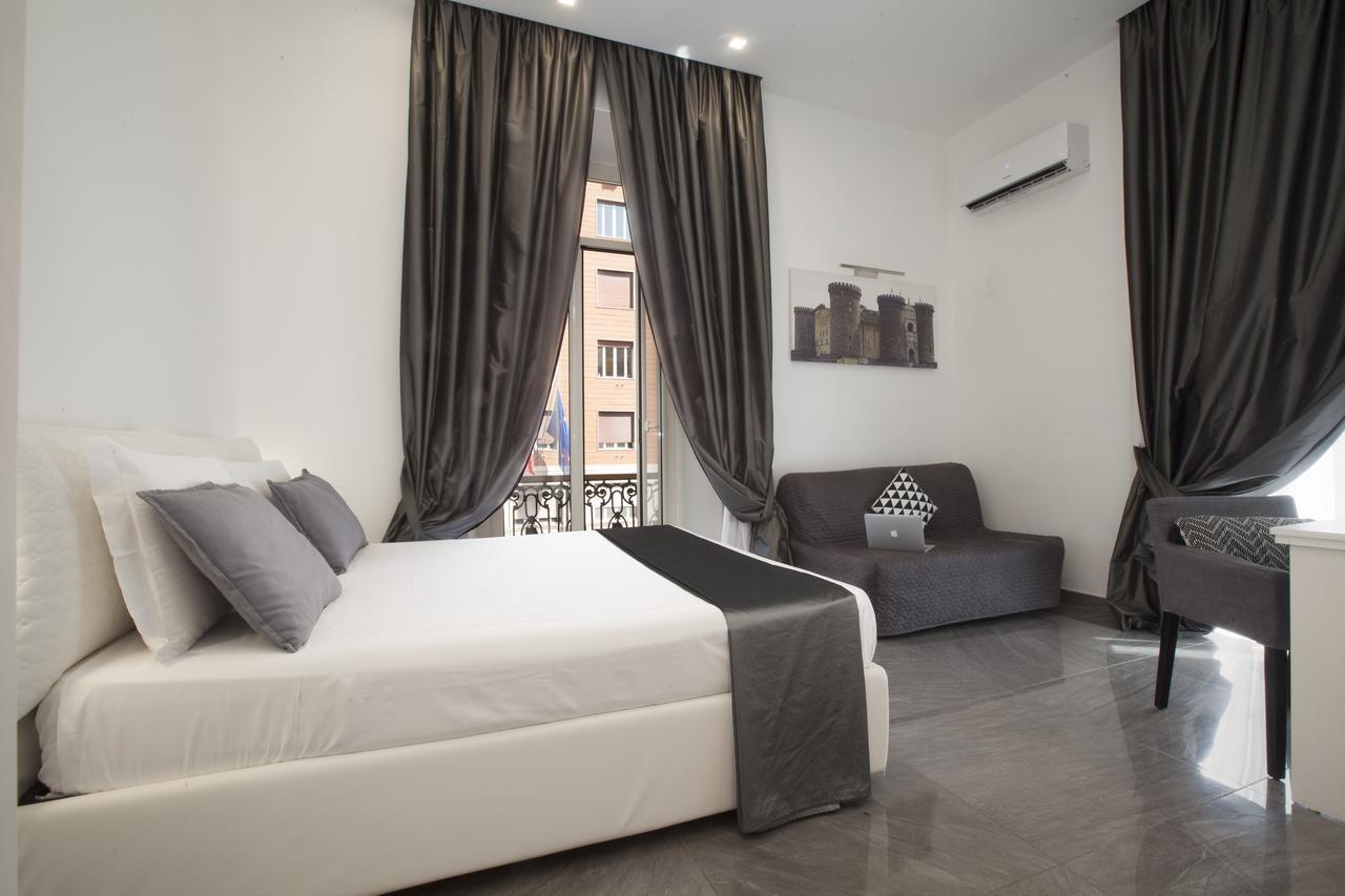 Suite Dei Catalani Naples Luaran gambar